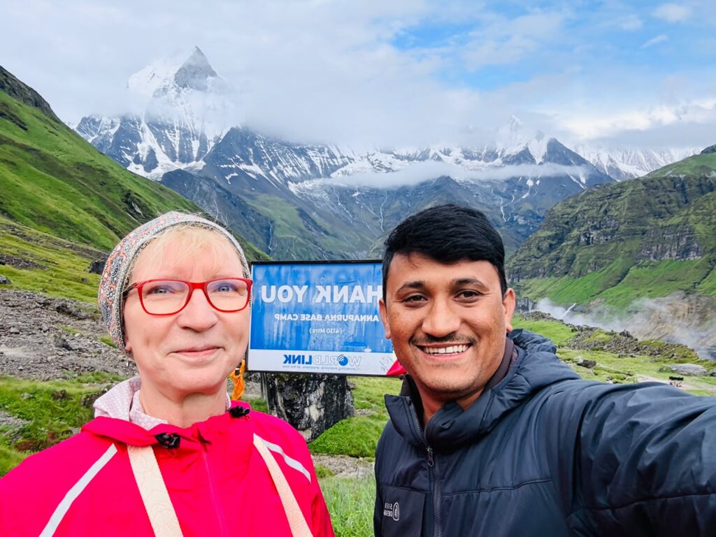 Travel adeventure - sources Tour Guide in Nepal